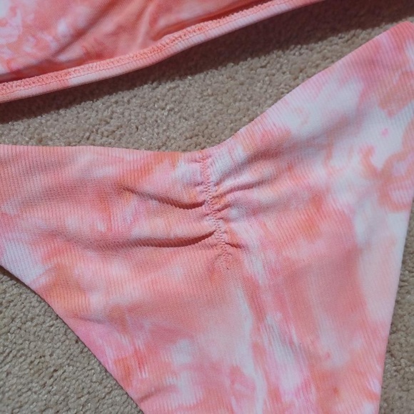 BECCA by Rebecca Virtue Tie-Dye Crystal Kiera Top & Adela Hipster Bottoms - Picture 7 of 8